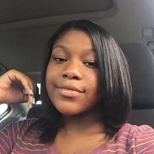 Meet your Posher, Lanaysia